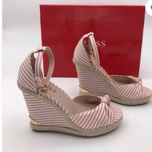 GUESS Maribella Pink striped Wedges Espadrille Platform Sandals. NEW IN BOX!